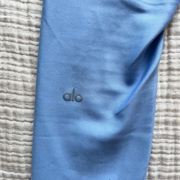 alo High-Waist Airlift Legging - Picture 8 of 10